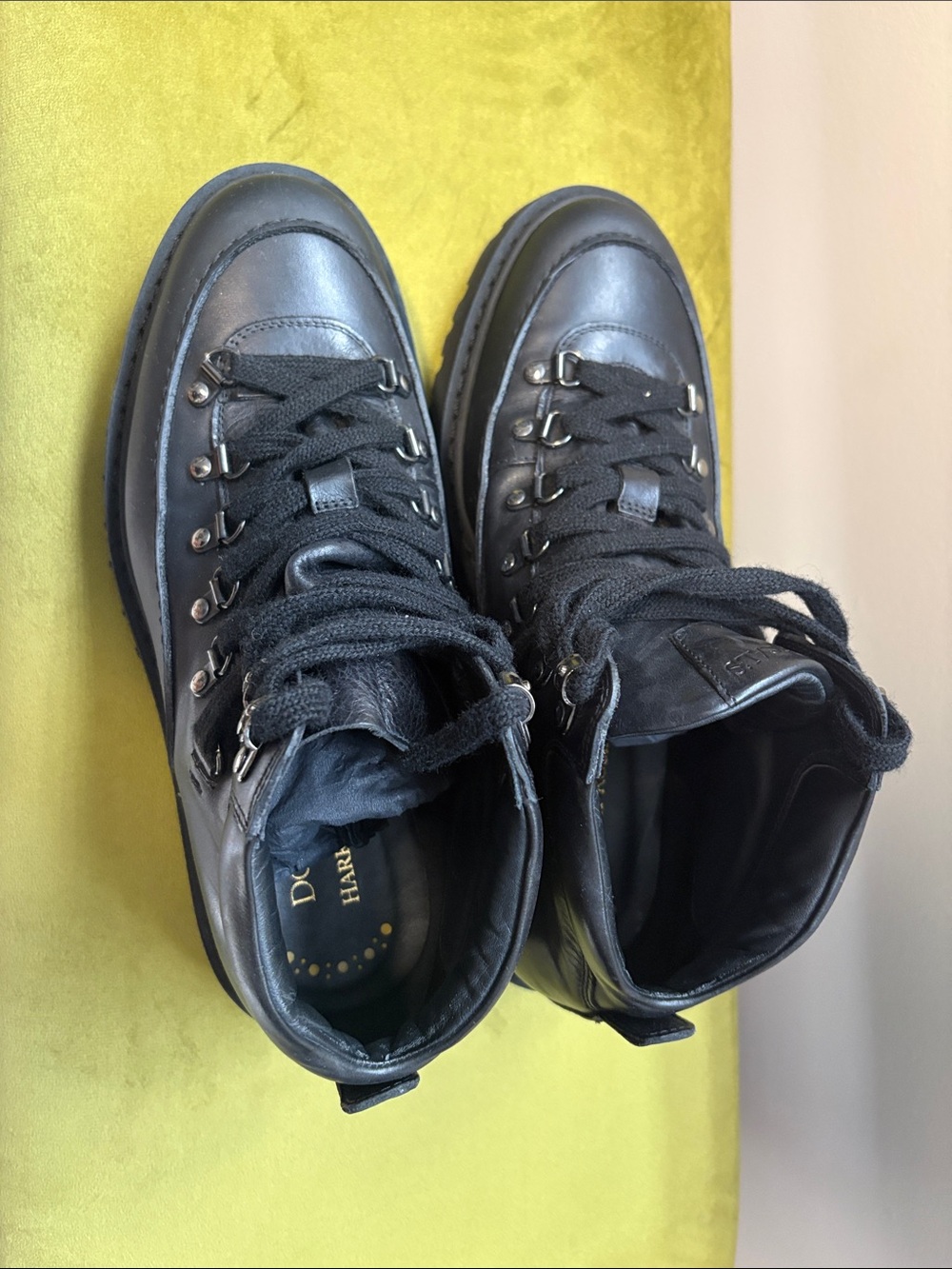 Men's Black Leather Lace-Up Hiking Boots